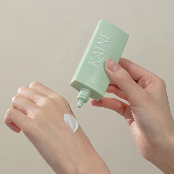 Cropped Faux leather Jacket